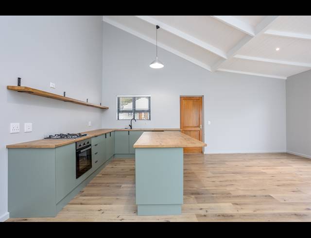 3 BEDROOM TOWNHOUSE RENTED IN CAPRI